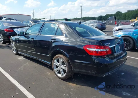 2012 Mercedes-Benz E 350 z USA, uszkodzony, nr VIN WDDHF5KB5CA608615